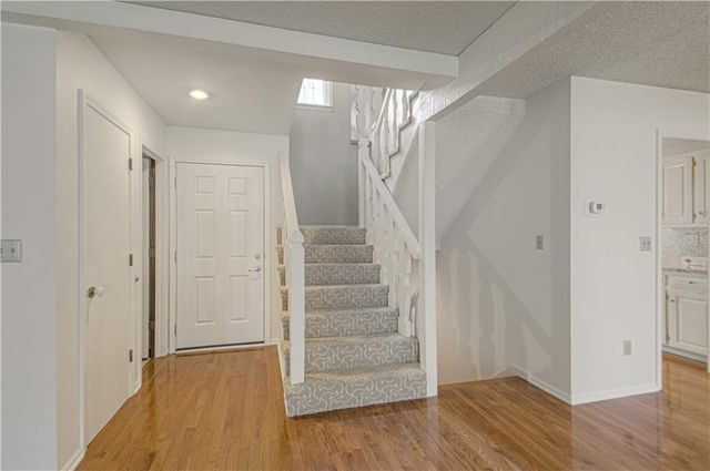 10103 Edelweiss Circle, Merriam, KS 66203