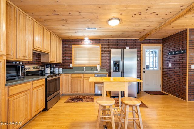 105 HUNTER Place, Munds Park, AZ 86017