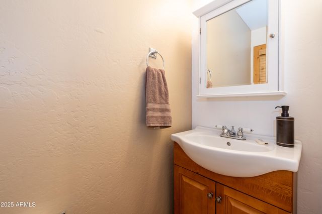 105 HUNTER Place, Munds Park, AZ 86017