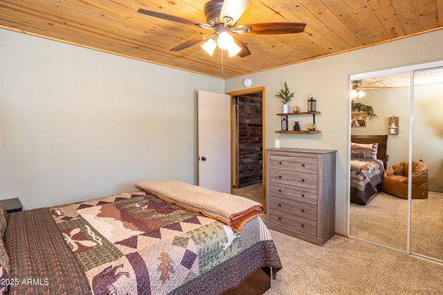 105 HUNTER Place, Munds Park, AZ 86017