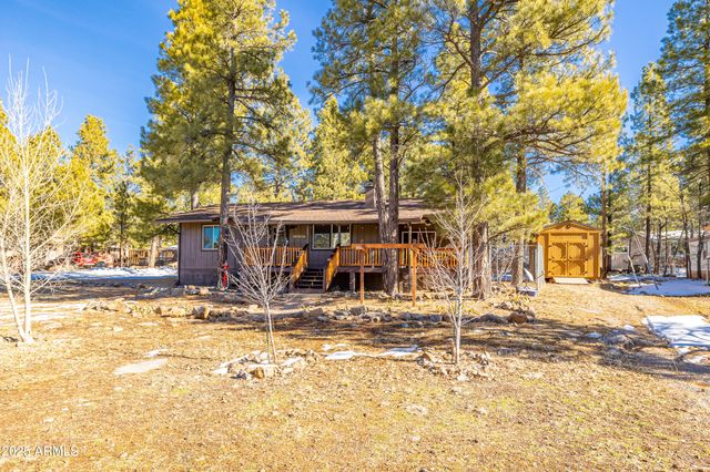 105 HUNTER Place, Munds Park, AZ 86017