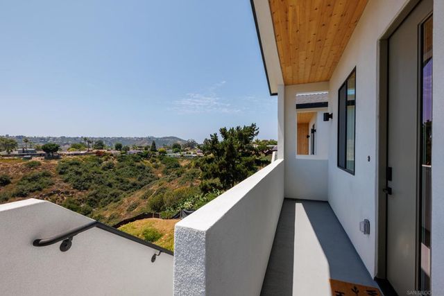 4578 Jicarillo Ave, San Diego, CA 92117