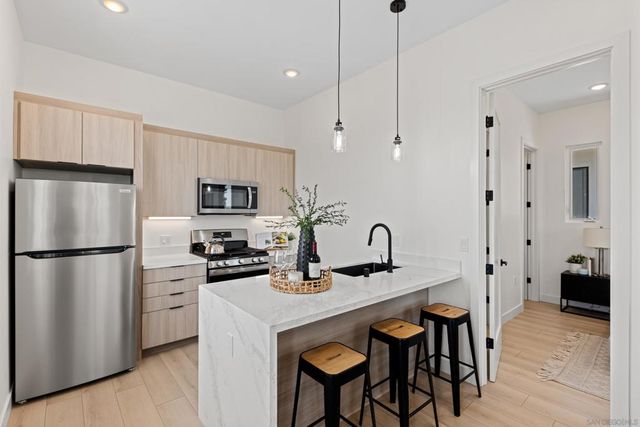 4578 Jicarillo Ave, San Diego, CA 92117