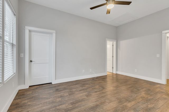 2402 Hyde St, Nashville, TN 37208