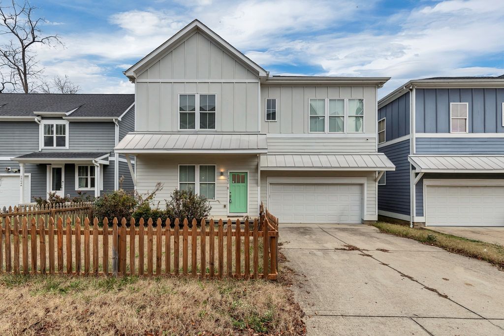 2402 Hyde St, Nashville, TN 37208