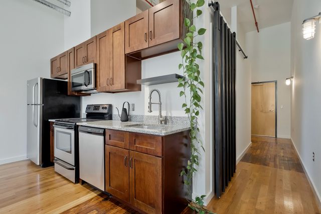 1350 Rosa L Parks Blvd Apt 238, Nashville, TN 37208