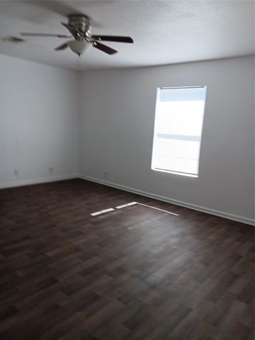 21427 North Street, New Caney, TX 77357