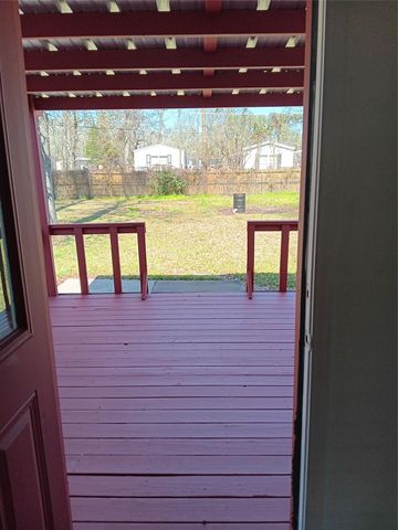 21427 North Street, New Caney, TX 77357