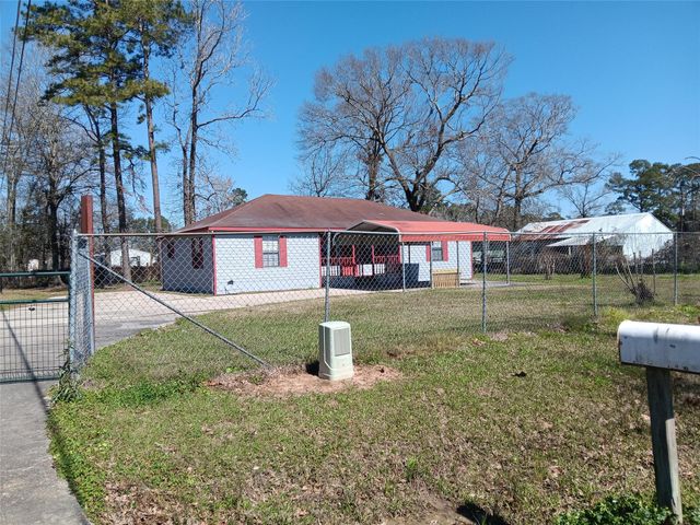 21427 North Street, New Caney, TX 77357
