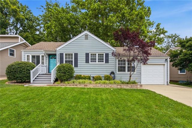 5239 Outlook Street, Mission, KS 66202