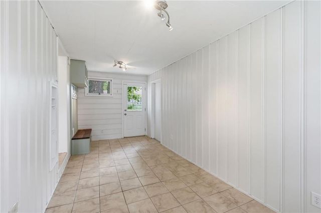 5239 Outlook Street, Mission, KS 66202