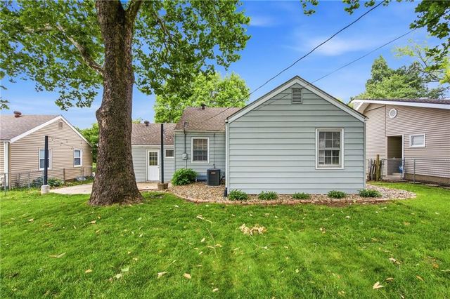 5239 Outlook Street, Mission, KS 66202