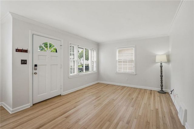 5239 Outlook Street, Mission, KS 66202