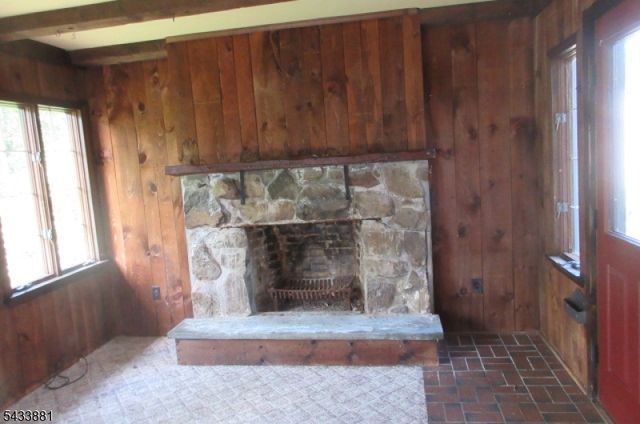 12 Jericho Rd, Butler Boro, NJ 07405