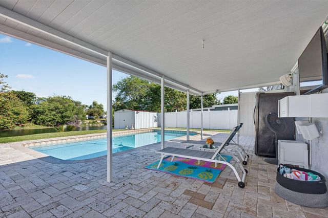 401 NW 39th Street, Deerfield Beach, FL 33064