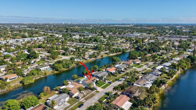 401 NW 39th Street, Deerfield Beach, FL 33064