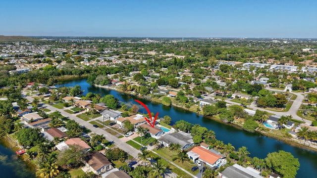 401 NW 39th Street, Deerfield Beach, FL 33064