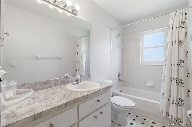 1109 S Chateau Point, Inverness, FL 34450