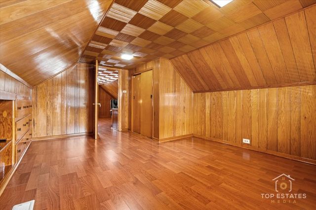 4641 S TRUMBULL Avenue, Chicago, IL 60632