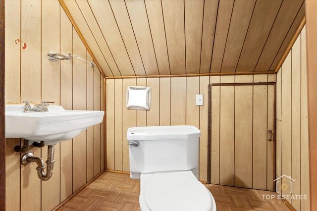 4641 S TRUMBULL Avenue, Chicago, IL 60632