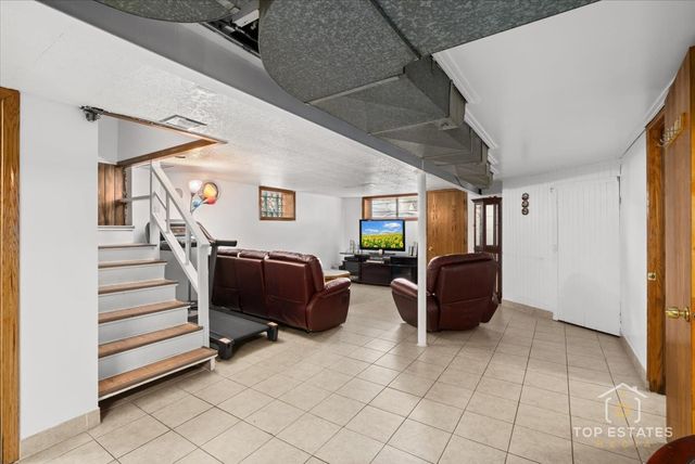 4641 S TRUMBULL Avenue, Chicago, IL 60632