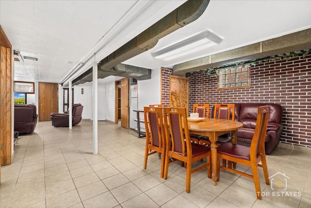 4641 S TRUMBULL Avenue, Chicago, IL 60632