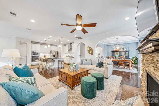 8336 Bramfield Drive, Huntersville, NC 28078