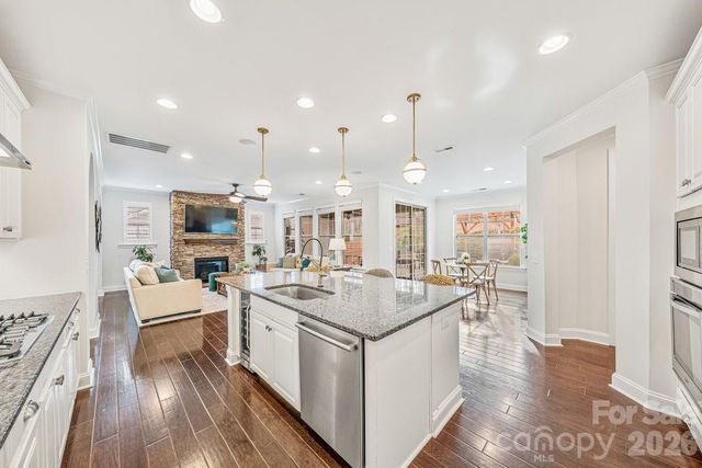 8336 Bramfield Drive, Huntersville, NC 28078