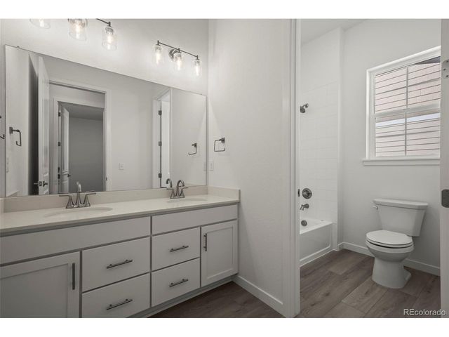 3789 Emerald Shore Cir, Loveland, CO 80538