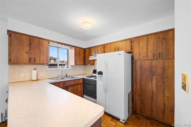 1170 Ellsworth Avenue, Bronx, NY 10465