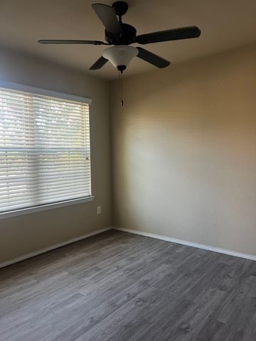 9108 Stewart Street, Cross Roads, TX 76227