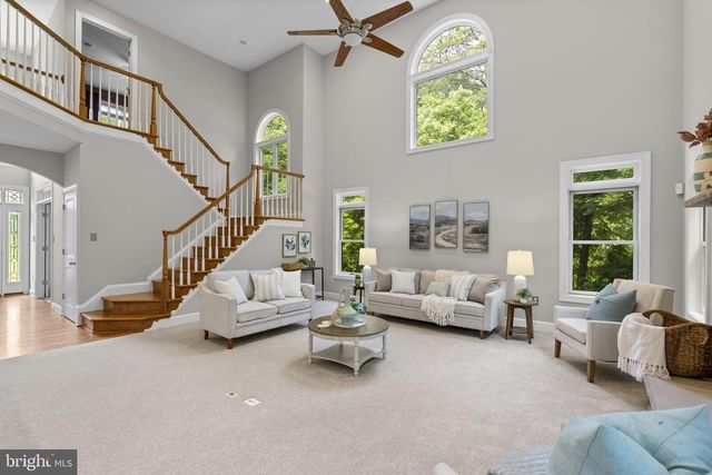 8409 OLD FREDERICK RD, Ellicott City, MD 21043