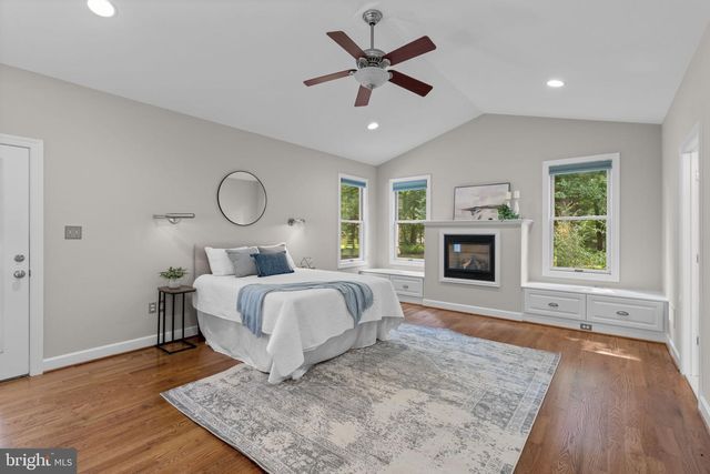 8409 OLD FREDERICK RD, Ellicott City, MD 21043