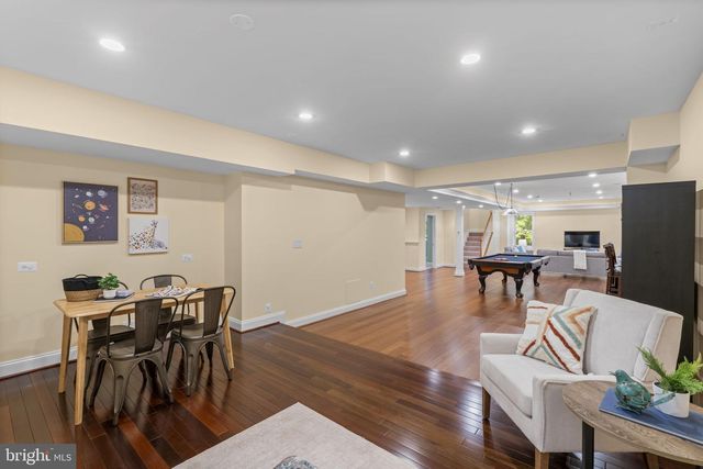 8409 OLD FREDERICK RD, Ellicott City, MD 21043