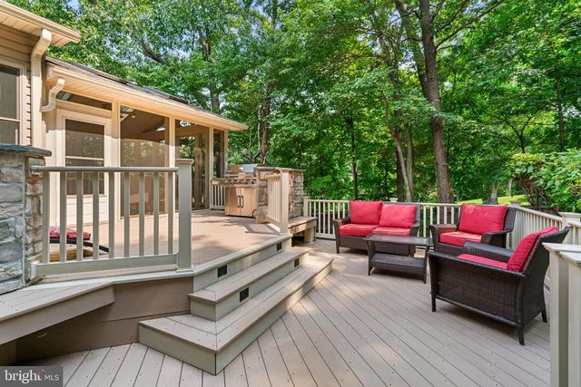 8409 OLD FREDERICK RD, Ellicott City, MD 21043