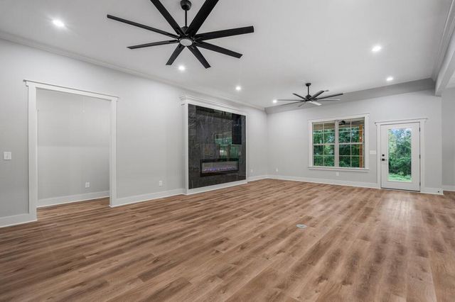 7123 Lee Road 0240, Phenix City, AL 36870