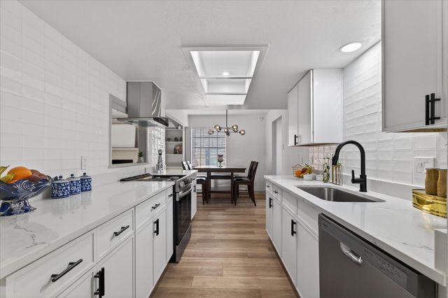 3615 Ovid Avenue, Dallas, TX 75224