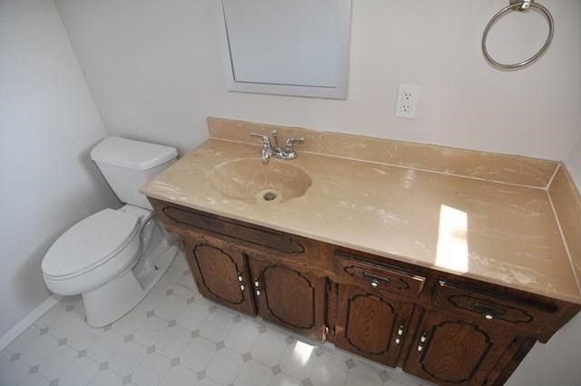 402 E Carolyn Drive, Garland, TX 75041