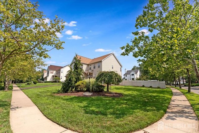 23 Crescent Road, Old Bridge, NJ 08857