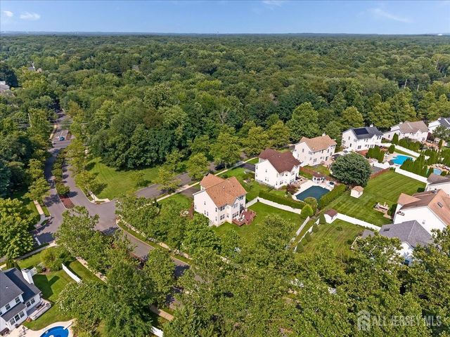 23 Crescent Road, Old Bridge, NJ 08857