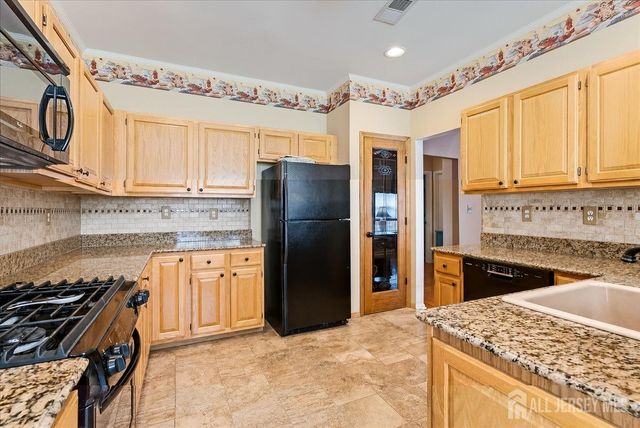 23 Crescent Road, Old Bridge, NJ 08857
