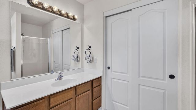 6532 Los Pueblos Place NW, Albuquerque, NM 87114