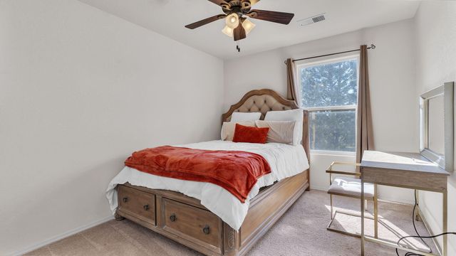 6532 Los Pueblos Place NW, Albuquerque, NM 87114