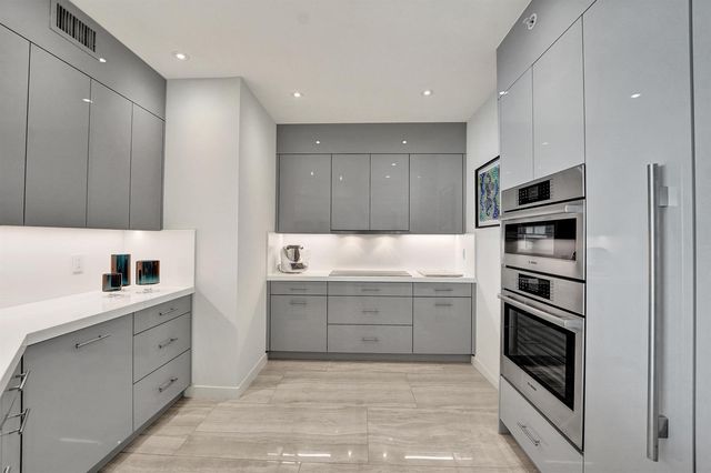 2845 NE 9th Street Ph5, Fort Lauderdale, FL 33304
