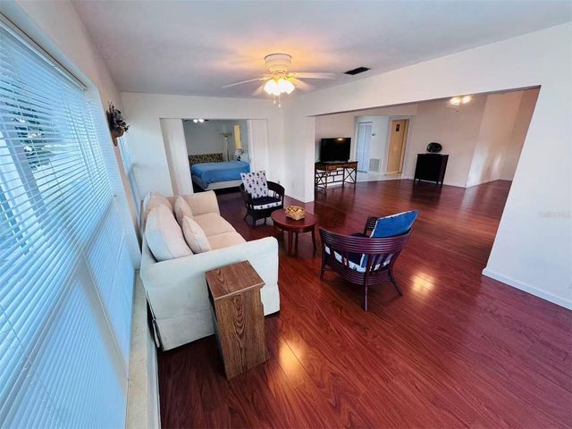 3605 57TH AVENUE DR W, Bradenton, FL 34210