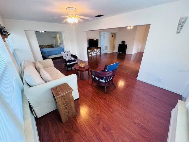 3605 57TH AVENUE DR W, Bradenton, FL 34210