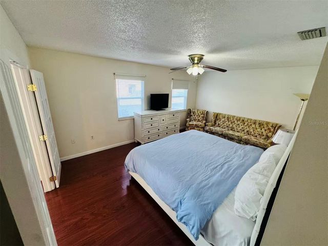 3605 57TH AVENUE DR W, Bradenton, FL 34210