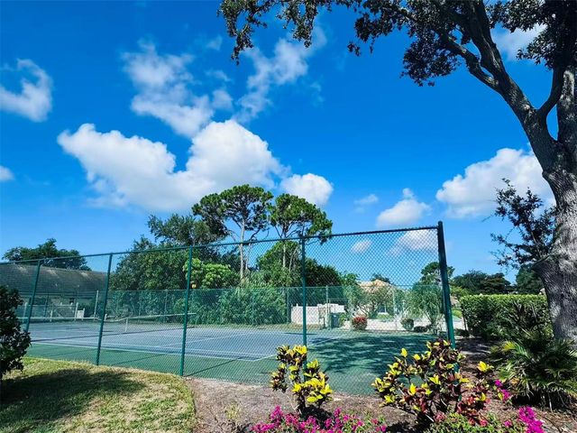 3605 57TH AVENUE DR W, Bradenton, FL 34210