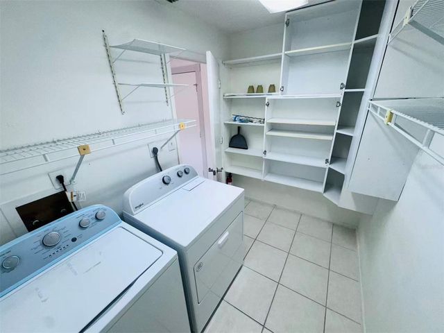3605 57TH AVENUE DR W, Bradenton, FL 34210