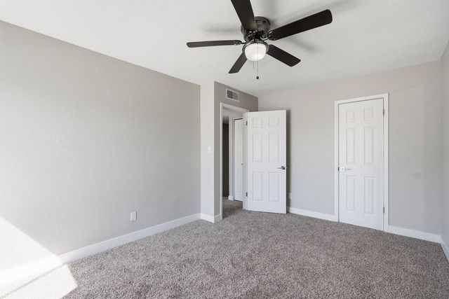 8053 N 32nd Drive, Phoenix, AZ 85051